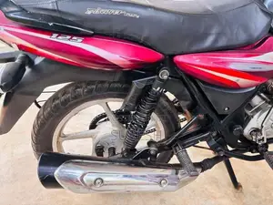 Bajaj Discover 125 2015