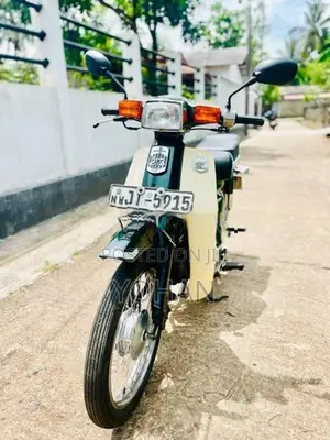 Honda Super Cub 2004