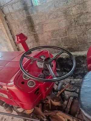 Massey Ferguson MF 135 1989