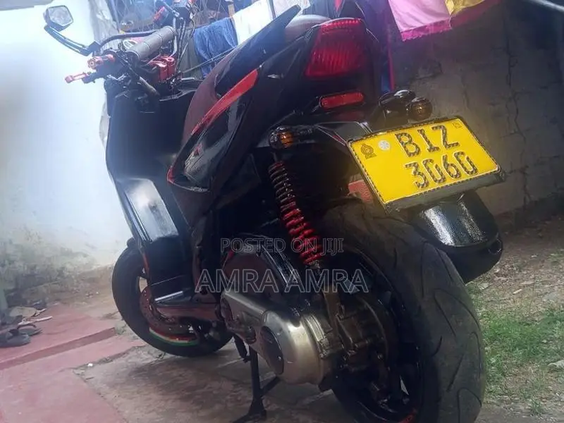 Aprilia SR 150 Race 2020
