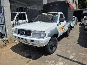 Tata Xenon 2007