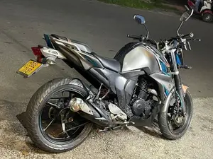 Yamaha FZs V2 2018