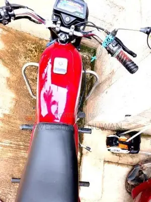 Bajaj Boxer 2006