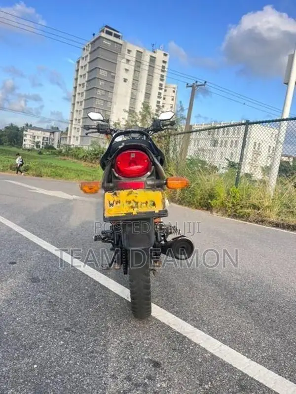 Bajaj Platina 125 2011