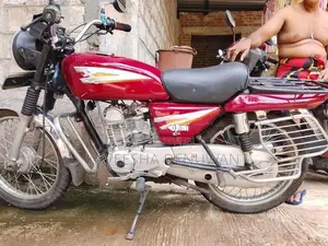 Bajaj Boxer 2006
