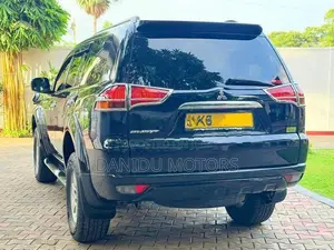 Mitsubishi Montero Sport 2011