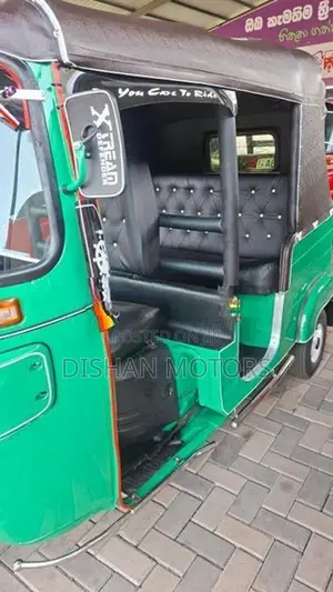 Bajaj RE 4 Stroke 2015