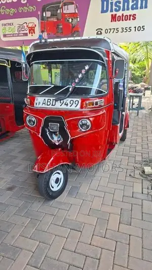 Bajaj RE 4 Stroke 2015