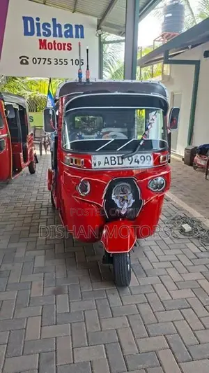 Bajaj RE 4 Stroke 2015