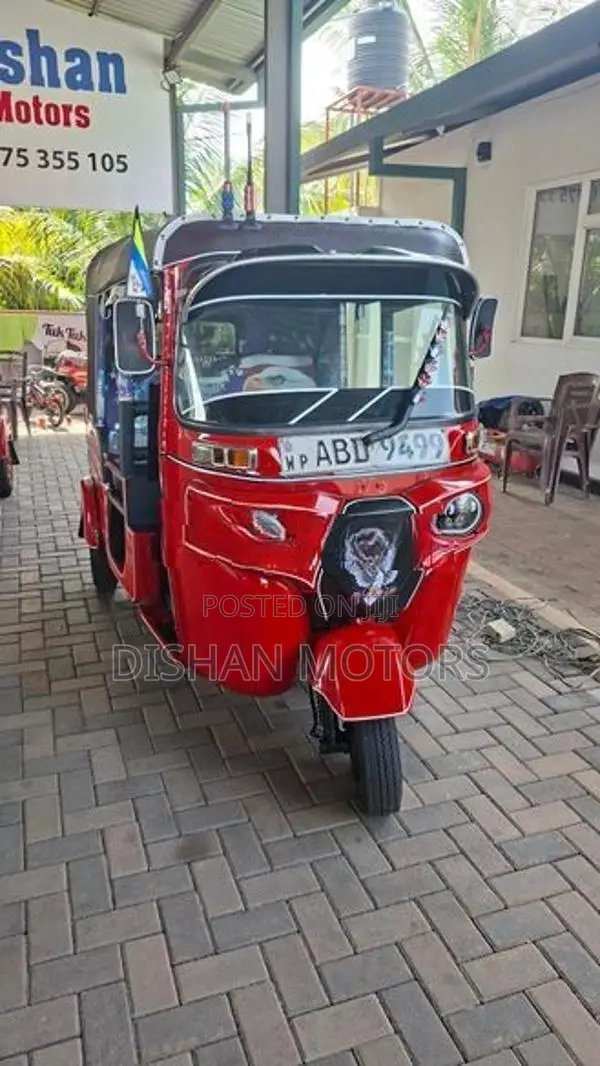 Bajaj RE 4 Stroke 2015