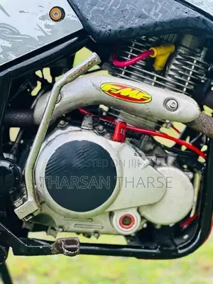 Bajaj Dominar 2015