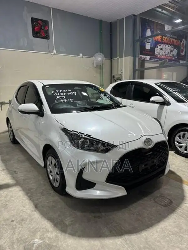 Toyota Yaris X Limited 4 way cam 2025