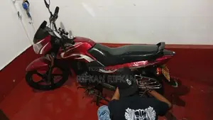 TVS Metro 2015