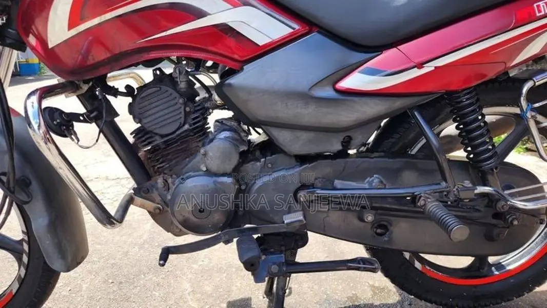 TVS Metro ES 2016