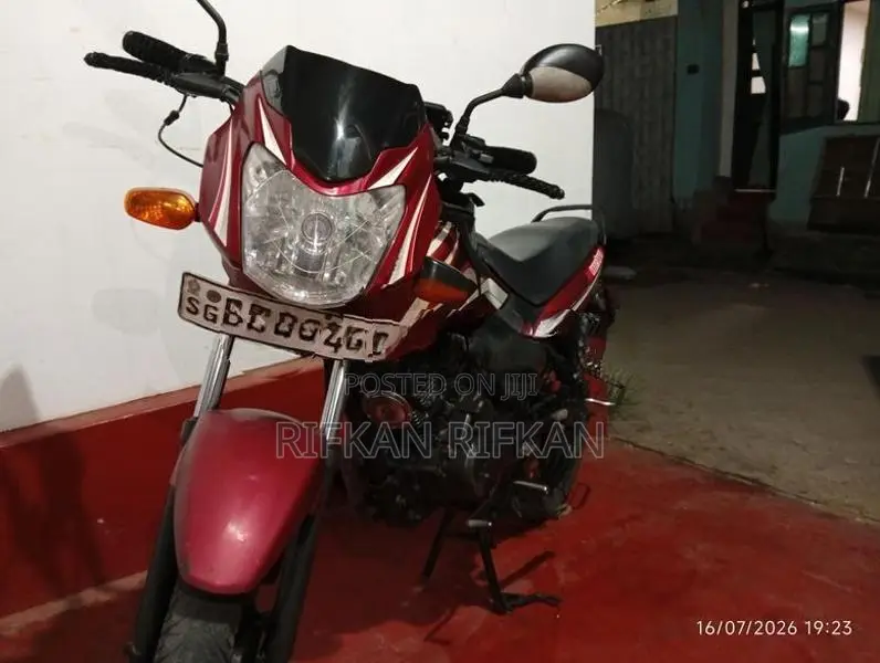 TVS Metro 2015