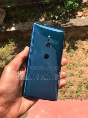 Sony Xperia XZ2 (Used)