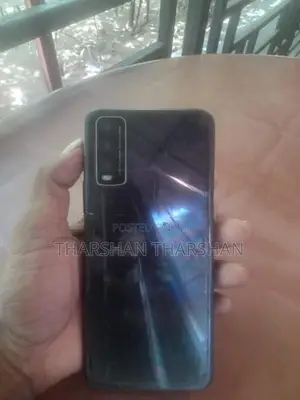 Vivo Y20 128GB (Used)