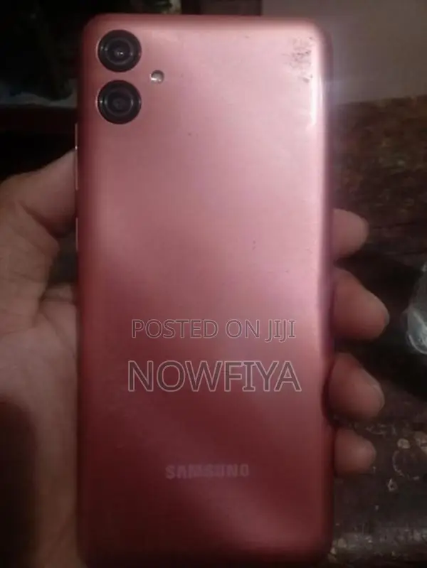 Samsung Galaxy A20e (Used)