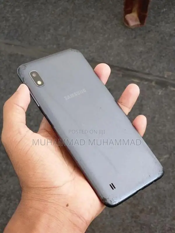 Samsung Galaxy A10 (Used)