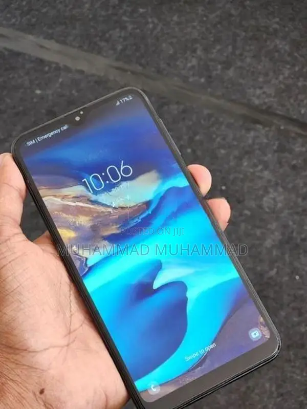 Samsung Galaxy A10 (Used)