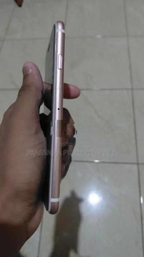 Apple iPhone 6S (Used)