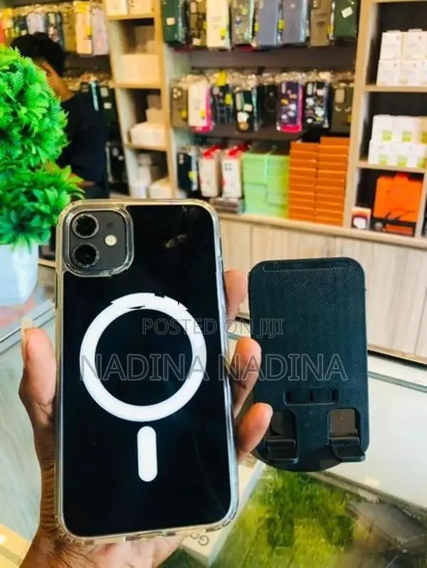 Apple iPhone 11 (Used)