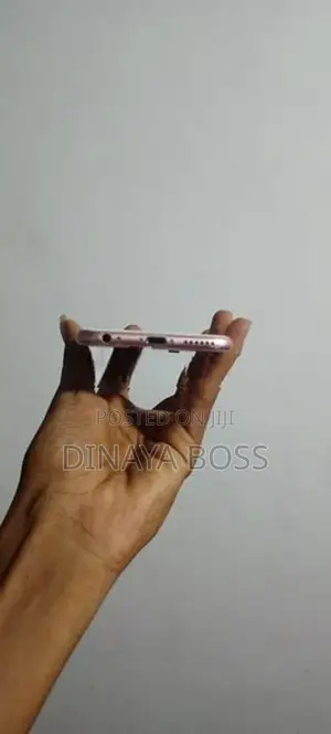 Apple iPhone 6S (Used)