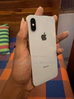 Apple iPhone XS 256GB (Used)