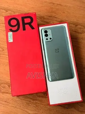 OnePlus 9R 12GB 256GB (Used)