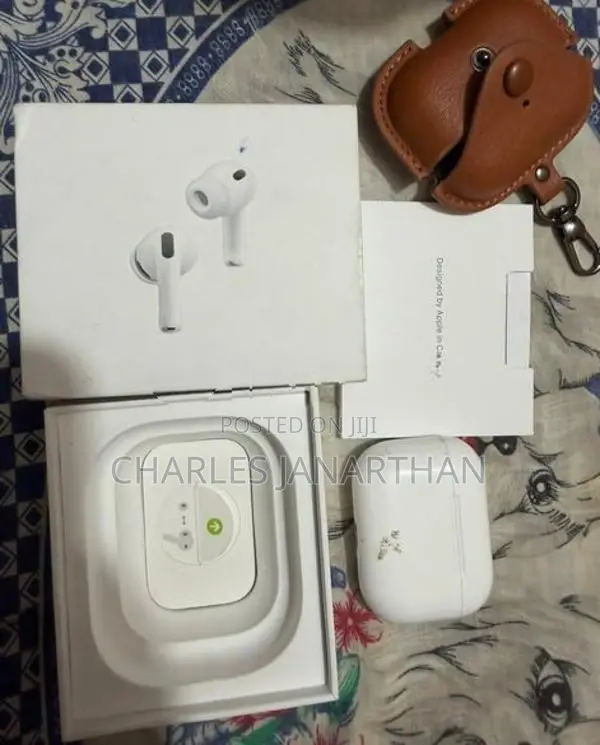Apple AirPods Pro 3 (Used)