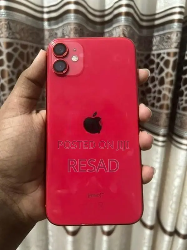 Apple iPhone 11 (Used)