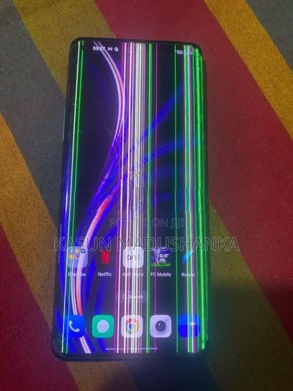 OnePlus 8 Pro (Used)
