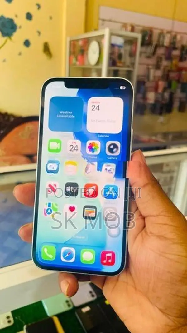 Apple iPhone 12 128GB (Used)