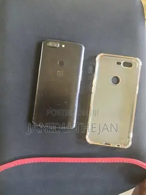 OnePlus 5T (Used)