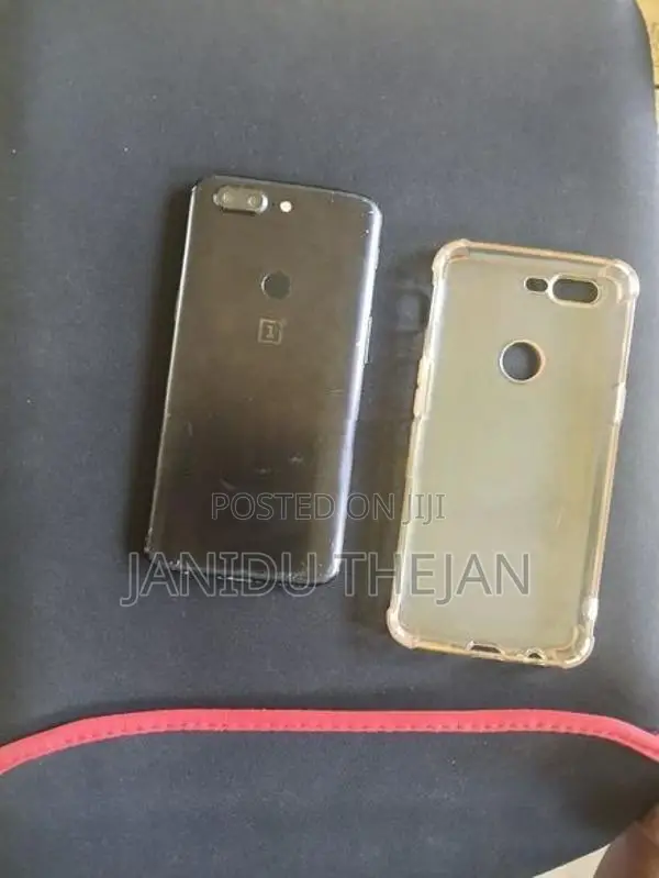 OnePlus 5T (Used)