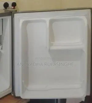 Hisense - Mini Bar Refrigerator 39L (15.5KG)