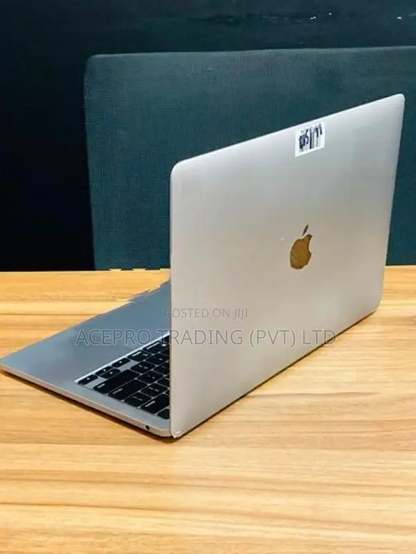 Apple MacBook Pro M1 13Inch