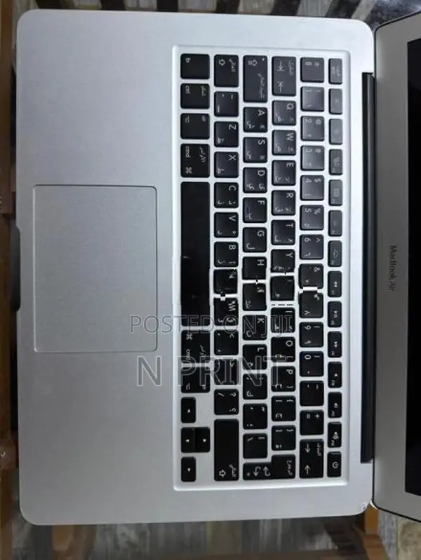 Apple Macbook Air