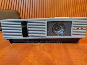 EIKI Multimedia Projector