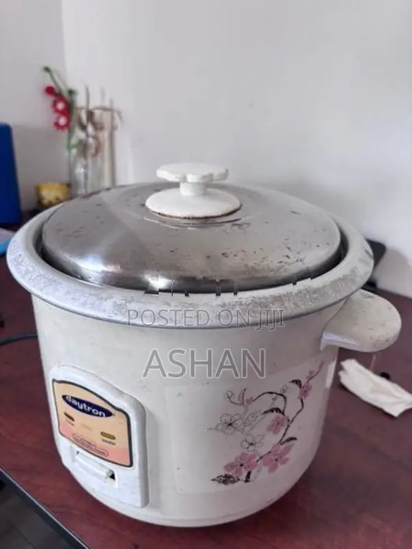 1KG Rice Cooker (daytron)