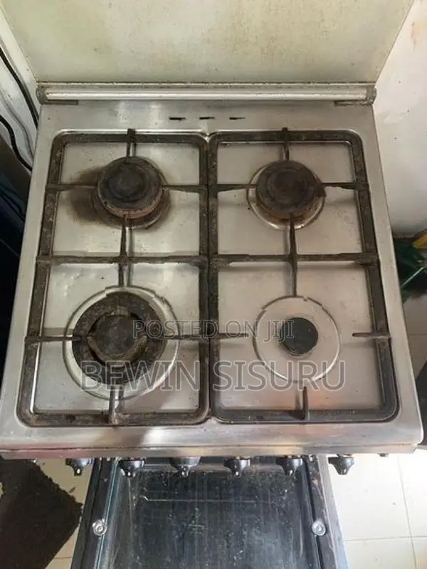 4 Burner Cooker with Oven
