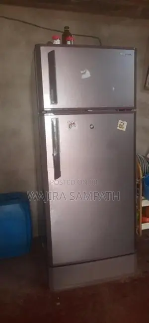 180L Innovex Double Door Fridge