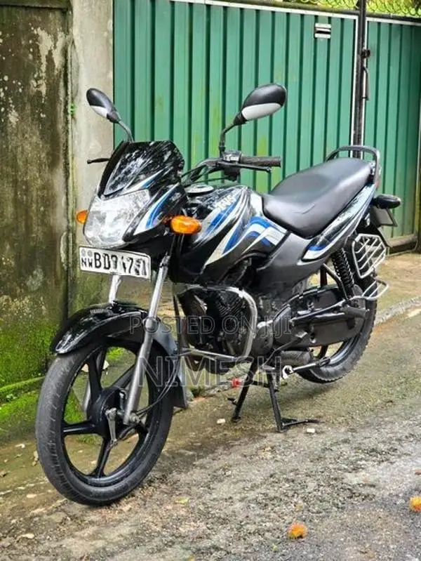 TVS Metro 2016