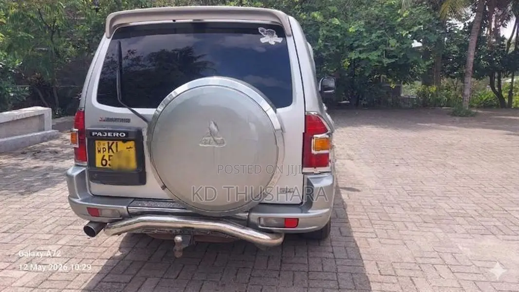 Mitsubishi Montero 2002