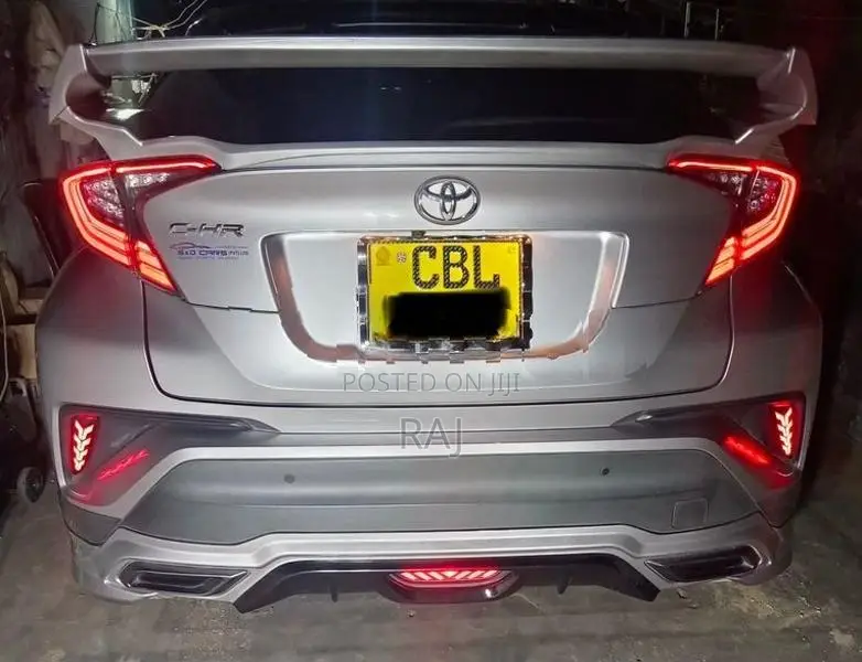 Toyota CHR NGX50 2017
