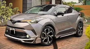 Toyota CHR NGX50 2017