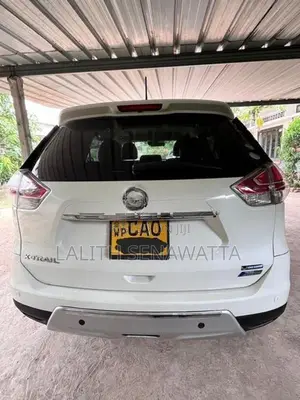 Nissan X-Trail 2015