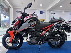 KTM Duke 160 2026