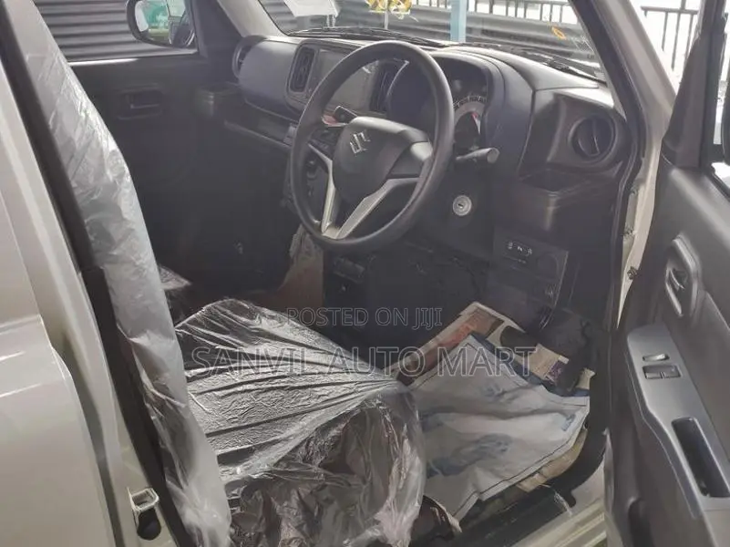 Suzuki Alto A LTD 6 AIR BAGS 2024