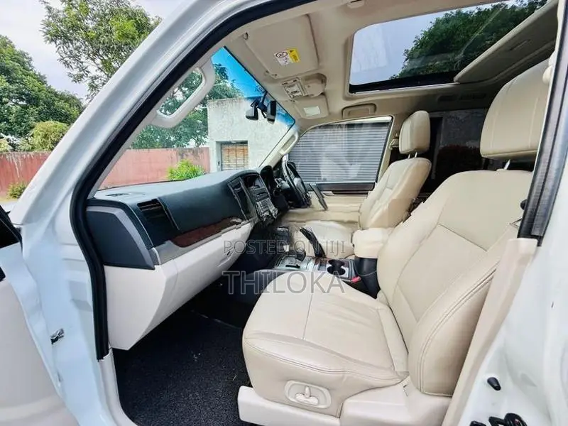 Mitsubishi Montero GLS 3.0L V6 petrol 2016